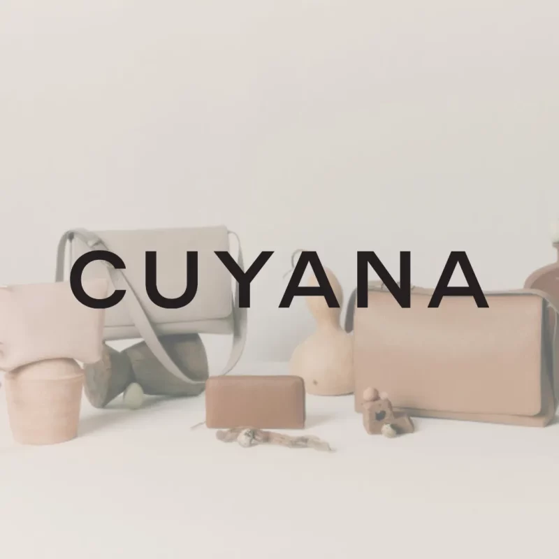 cuyana minimalist logo font